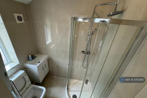 undefined, Blenheim Gardens, Wallington, SM6
