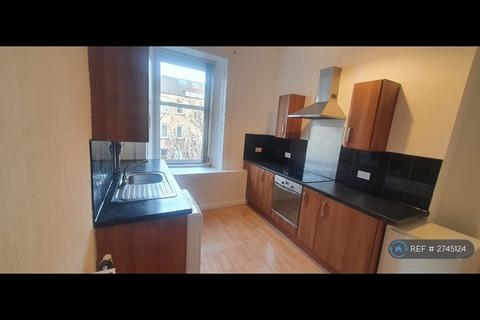 2 bedroom flat to rent, Finlay Drive, Glasgow, G31