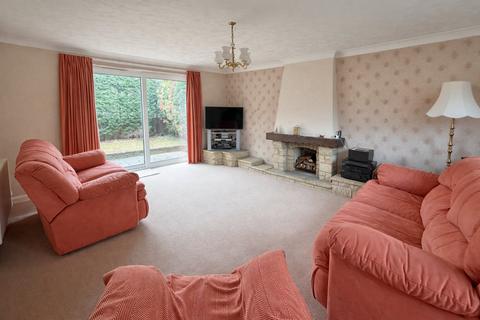 4 bedroom detached house for sale, Byron Avenue, CAMBERLEY GU15