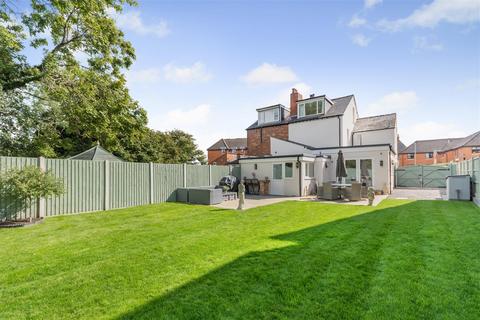 5 bedroom semi-detached house for sale, Station Road, Churchdown, Gloucester