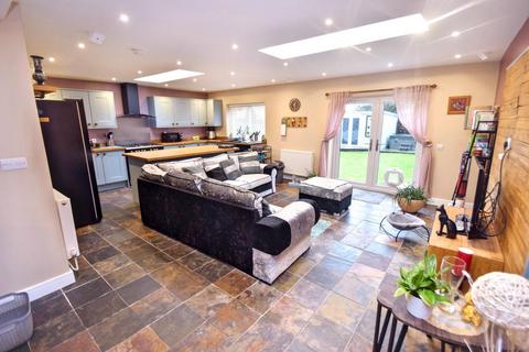 4 bedroom semi-detached house for sale, Gorringe Valley Road, Eastbourne BN20