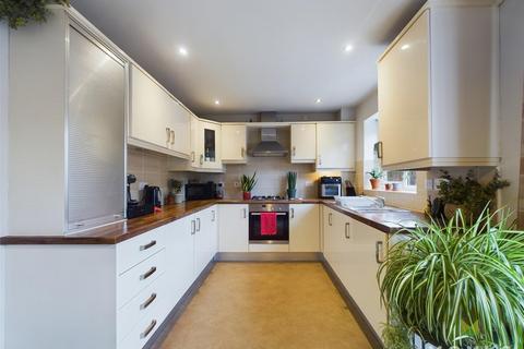 3 bedroom end of terrace house for sale, Dickins Meadow, Wem, Shrewsbury