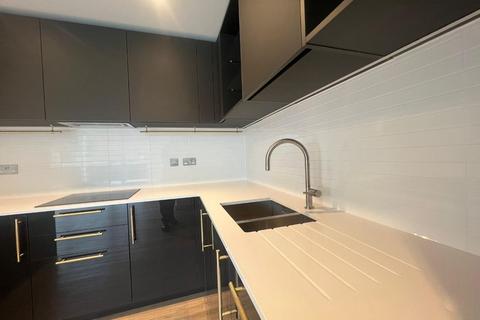 3 bedroom flat for sale, Mary Neuner Road, London, N8 area