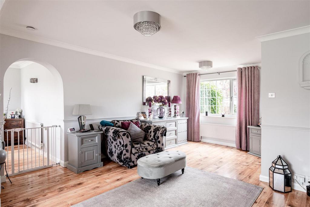 Firtoft Close-32.jpg