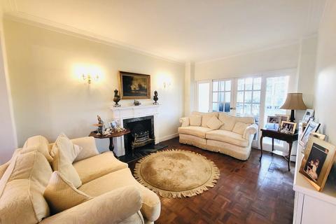 3 bedroom detached house for sale, Wolmer Gardens, Edgware HA8