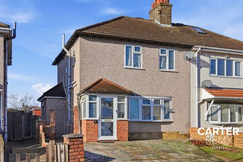 3 bedroom semi-detached house for sale, Wallace Road, Grays, RM17