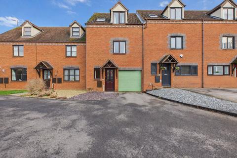 3 bedroom terraced house for sale, Mowbray Avenue, Tewkesbury, GL20