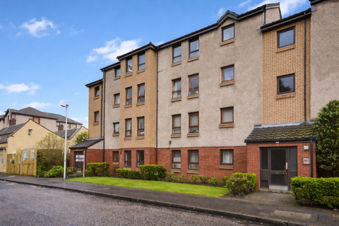2 bedroom flat to rent, Restalrig Drive, Edinburgh EH7