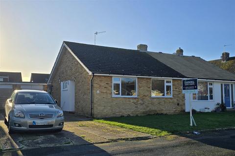 2 bedroom bungalow for sale, Wilman Gardens, Rose Green, Bognor Regis