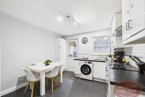 4 bedroom end of terrace house for sale, Dore Close, The Maltings, NN3 8PZ