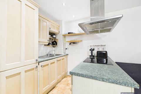 1 bedroom apartment for sale, Sovereign Place, Harrow, HA1