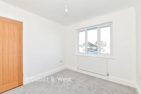 undefined, Cotwell Avenue, Waterlooville PO8