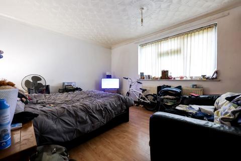 2 bedroom flat for sale, 42 Aberdaron Road, Rumney, Cardiff, South Glamorgan, CF3 1SG