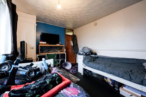 2 bedroom flat for sale, 42 Aberdaron Road, Rumney, Cardiff, South Glamorgan, CF3 1SG