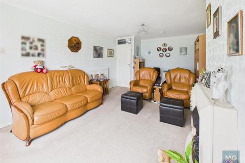 2 bedroom semi-detached bungalow for sale, Whitby Road, Bury St. Edmunds IP33