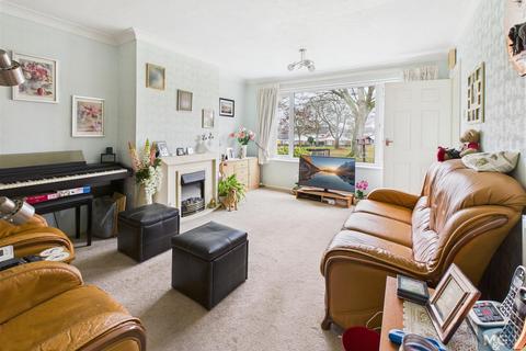 2 bedroom semi-detached bungalow for sale, Whitby Road, Bury St. Edmunds IP33