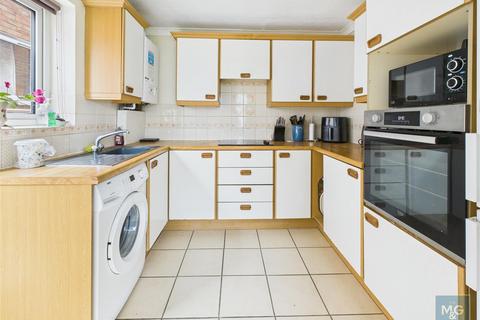 2 bedroom semi-detached bungalow for sale, Whitby Road, Bury St. Edmunds IP33