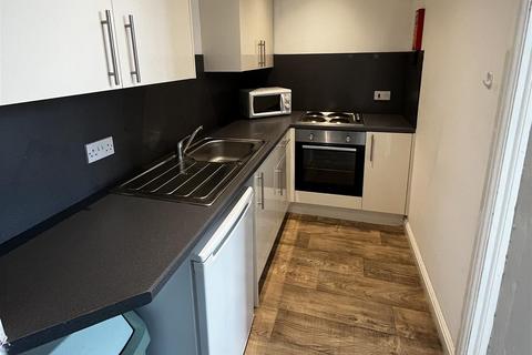 1 bedroom apartment to rent, Springfield Mount, Leeds