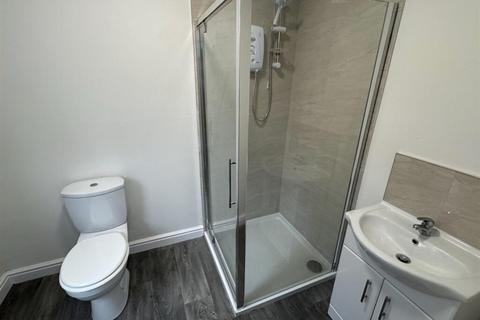 5 bedroom end of terrace house for sale, Halstead Street, Leicester LE5