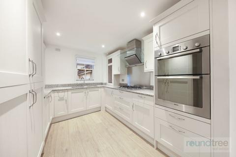 2 bedroom flat for sale, Hampshire Court, Brent Street, Hendon NW4