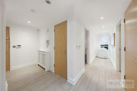 2 bedroom flat for sale, Hampshire Court, Brent Street, Hendon NW4