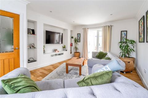 3 bedroom semi-detached house for sale, Primrose Bank, Bingley, West Yorkshire, BD16