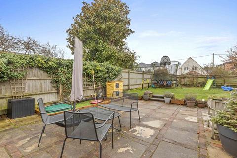 undefined, Blind Lane, Bourne End, Buckinghamshire, SL8 5TN