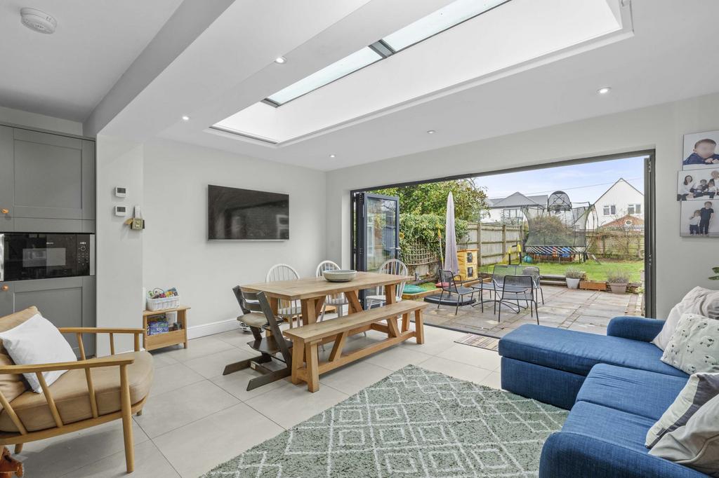 15 Blind Lane, SL8 5 TN (LOW RES)-6