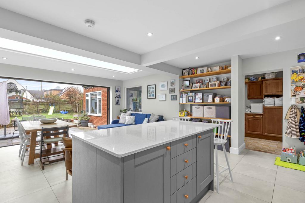 15 Blind Lane, SL8 5 TN (LOW RES)-4