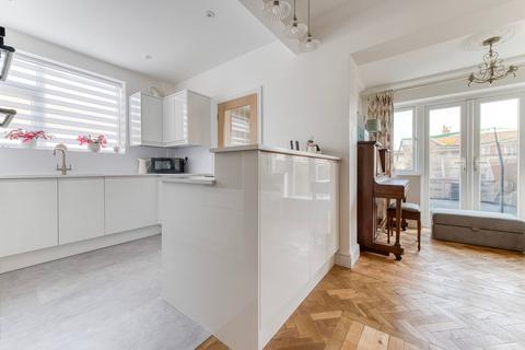 3 bedroom semi-detached house for sale, Beatty Road, Great Yarmouth