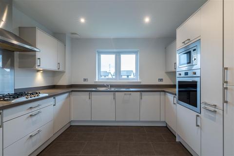 2 bedroom flat for sale, Bertha Way, Perth
