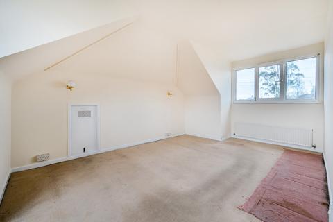 2 bedroom bungalow for sale, Forest Close, Waltham Chase, Southampton, Hampshire, SO32