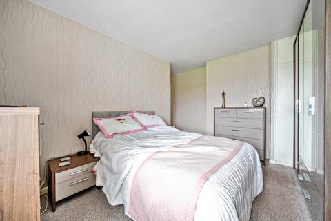 3 bedroom terraced house for sale, Pettycot Crescent, Hampshire PO13