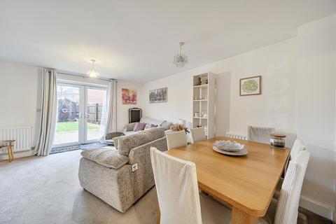 2 bedroom end of terrace house for sale, Banbury,  Oxfordshire,  OX16
