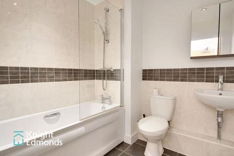 1 bedroom apartment for sale, Sandling Lane, Sandling Park, ME14