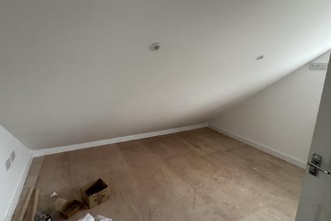 undefined, 4 Railway Terrace, Grantham, Lincolnshire NG31 6NB