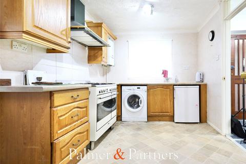 3 bedroom bungalow for sale, Mandeville Way, Kirby Cross, Frinton-on-Sea, Essex, CO13