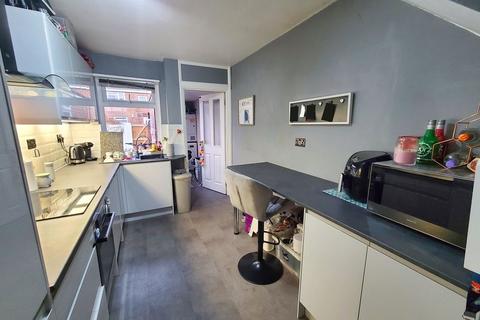 3 bedroom terraced house for sale, Pembrey Close, Lordshill, SO16