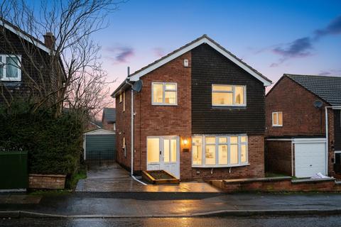 4 bedroom detached house for sale, Stunning Refurbed Family Home on Waltham Rise, LE13 1EJ