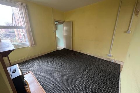 3 bedroom end of terrace house for sale, 5 Barry Street, Worcester, WR1 1NR
