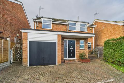 undefined, Leighton Buzzard LU7