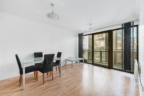 2 bedroom flat to rent, Victoria Road, Acton