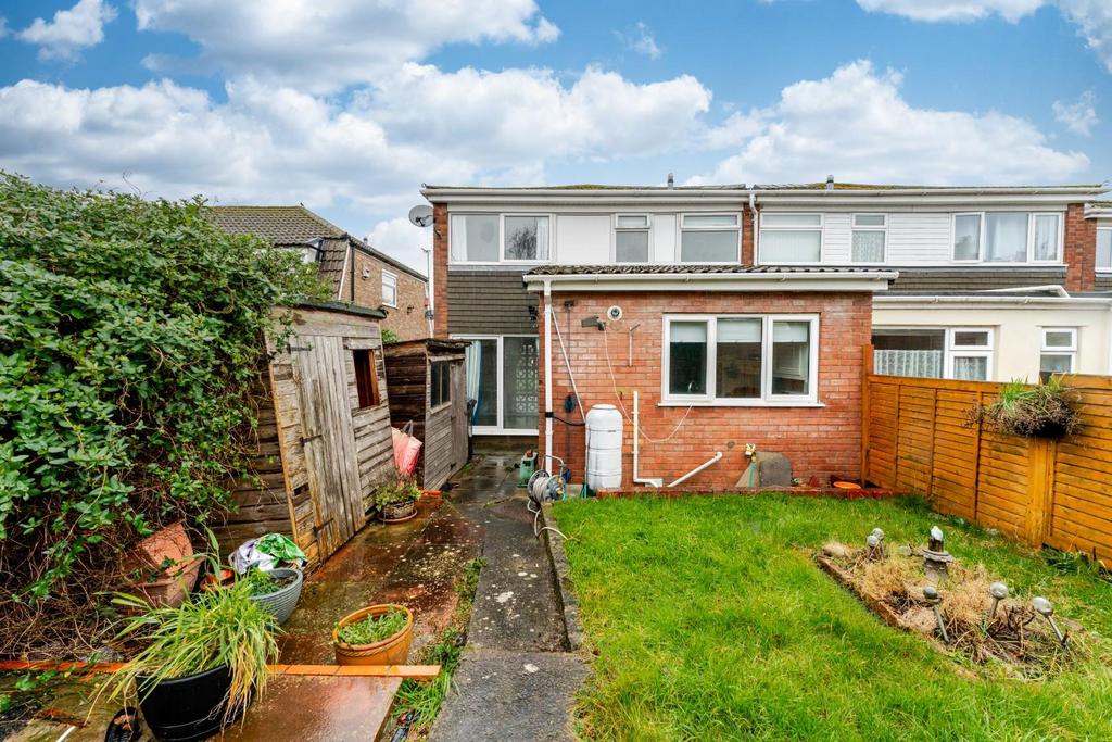 31 Heathgate, Yatton, BS49 4 DY 55.jpeg