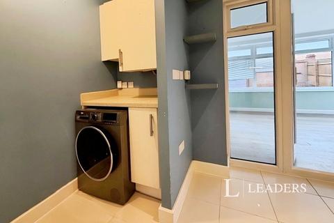 3 bedroom detached house for sale, Henry Everett Grove, Colchester, Essex
