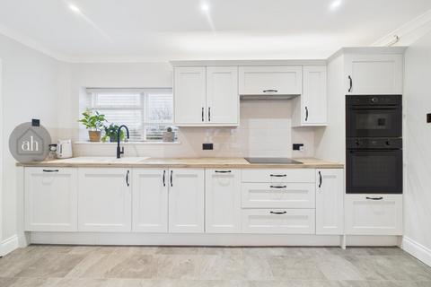 3 bedroom semi-detached house for sale, Pigeon Lane, Fornham All Saints