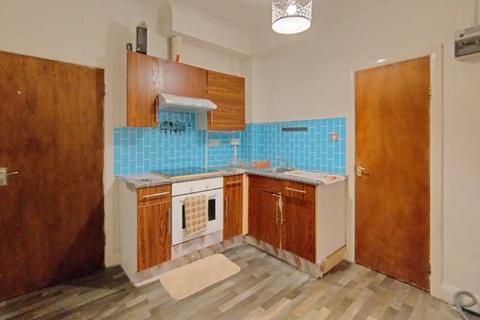 undefined, Flat A, 278 Hanworth Road, Hounslow, Middlesex, TW3 3TY