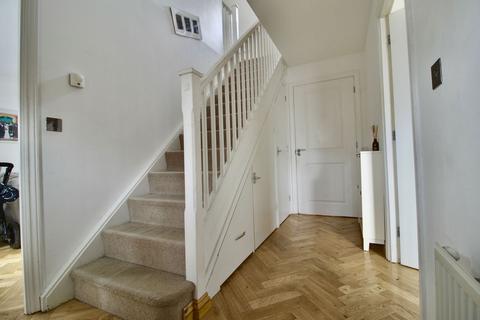 undefined, Blake Avenue, Basildon SS14