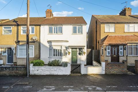 3 bedroom semi-detached house for sale, William Street, Bushey, WD23