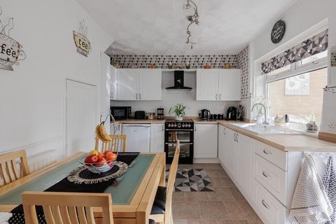 2 bedroom end of terrace house for sale, Craydon Road, Bristol