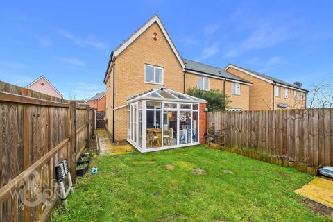 2 bedroom end of terrace house for sale, Tortoiseshell Drive, Attleborough, Wymondham